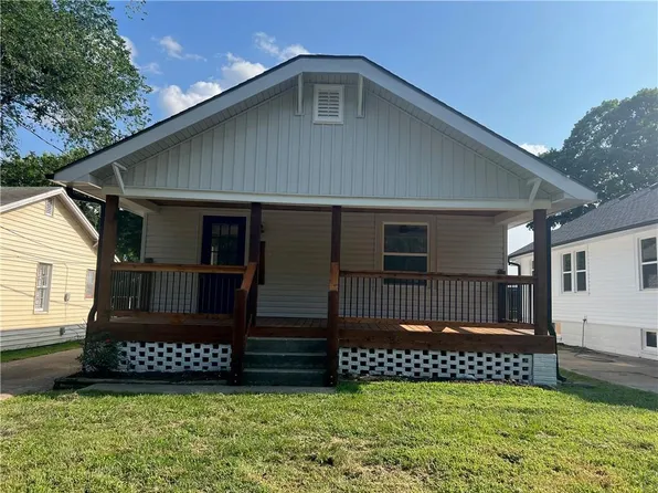 2113 E 26th Ave, Kansas City, MO 64116