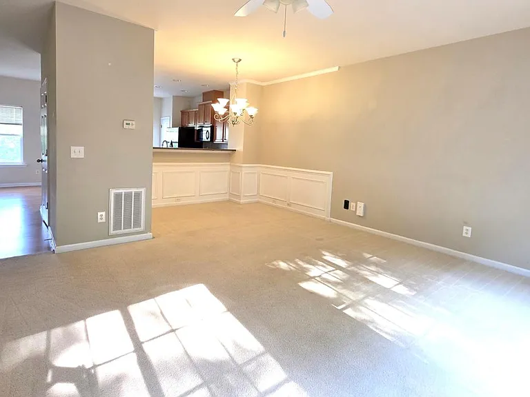 294 Linden Park Ln — Photo 6