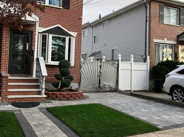 314 Virginia Ave, Staten Island, NY 10305