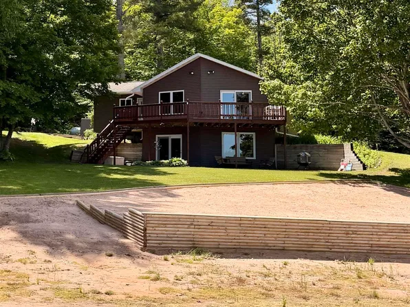 660 Co Rd, Ishpeming, MI 49849