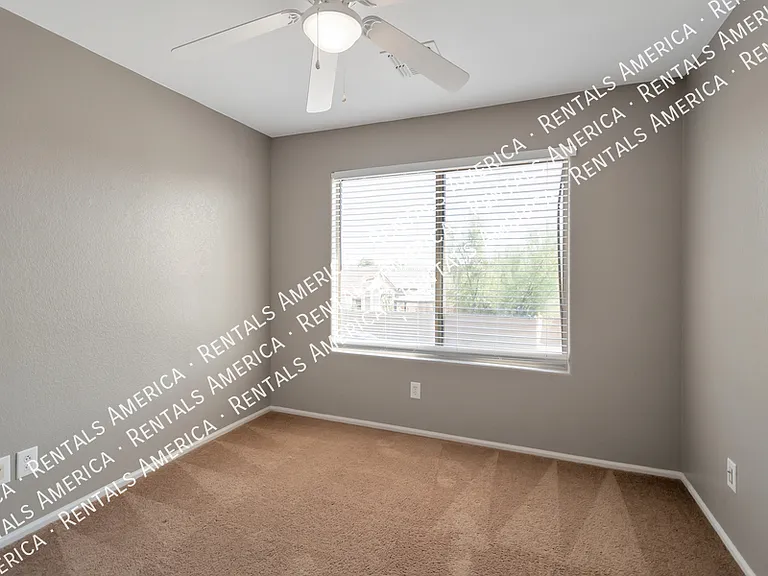 1028 E Dragon Fly Rd — Photo 17