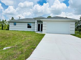 4000 E 9th St, Lehigh Acres, FL 33972