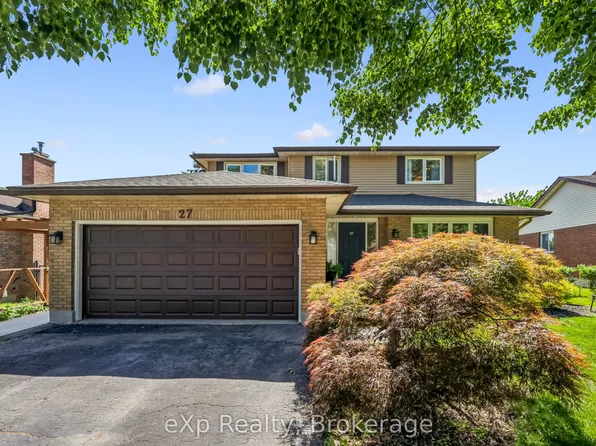 27 Notchwood Ct, Kitchener, ON N2A 3L4