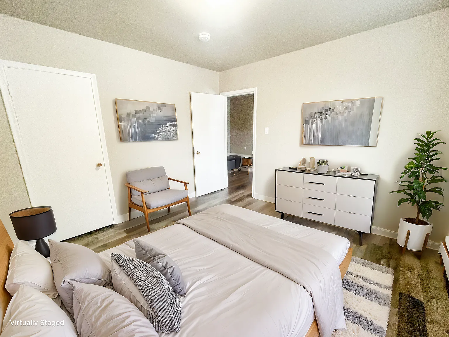 Smith Apartments — Photo 3