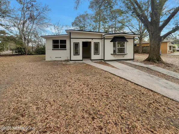 6443 LOCKHART Drive E, Jacksonville, FL 32209