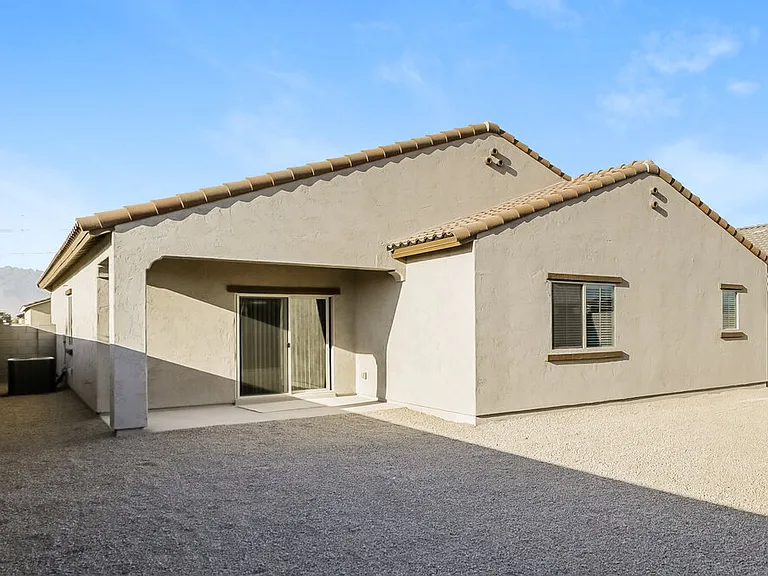 10804 W Bloch Rd — Photo 15