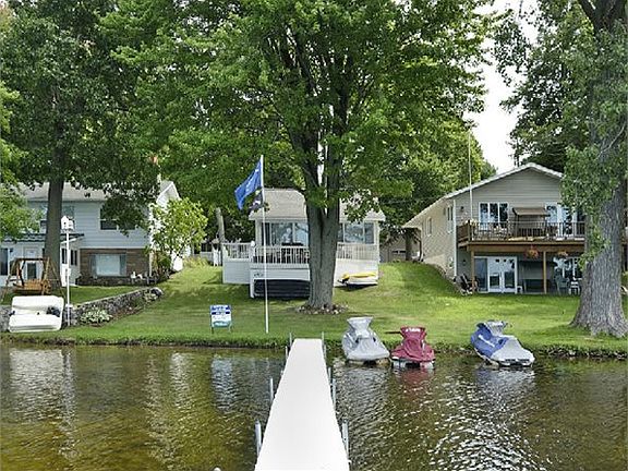 2nd image of 1065 Wall Lake Dr