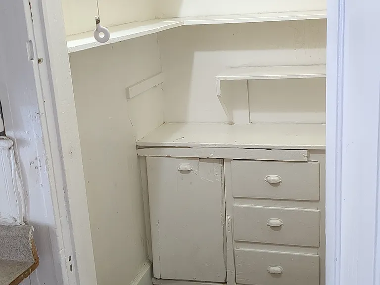 Kitchen Pantry