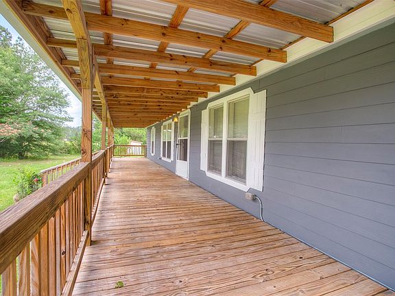 3rd image of 176 Low Keels Rd