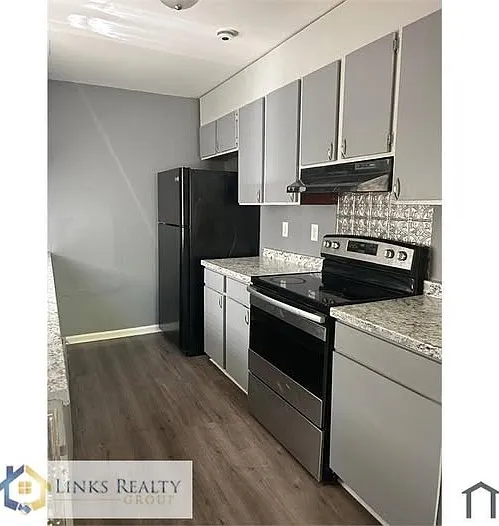 428 Jones St #1 — Photo 6