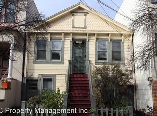 1377 11th Ave, San Francisco, CA 94122
