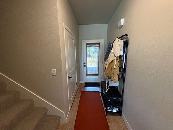 3rd image of 5715 Goheen Dr