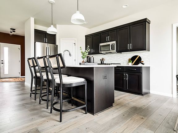 6th image of this home