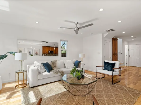 1040 Colorado Pl, Palo Alto, CA 94303