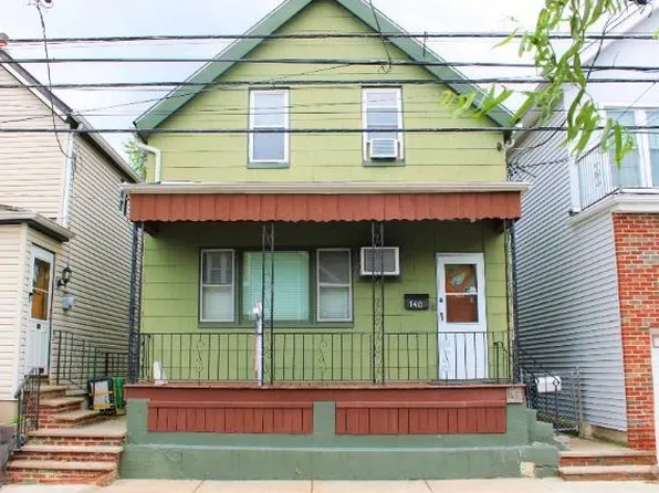 740 1st St, Secaucus, NJ 07094