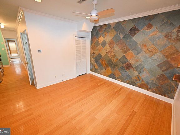 4th image of 550 Hobart Pl NW APT 2