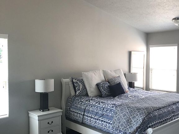 5th image of 227 N 250 W