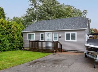 43 Lake Ave, Ramara, ON L0K 1B0