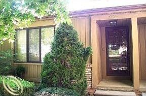 1st image of 41513 Bedford Dr
