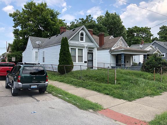 Corner lot view 