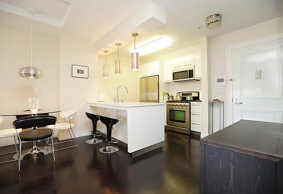 3rd image of 6405 Yellowstone Blvd APT 302