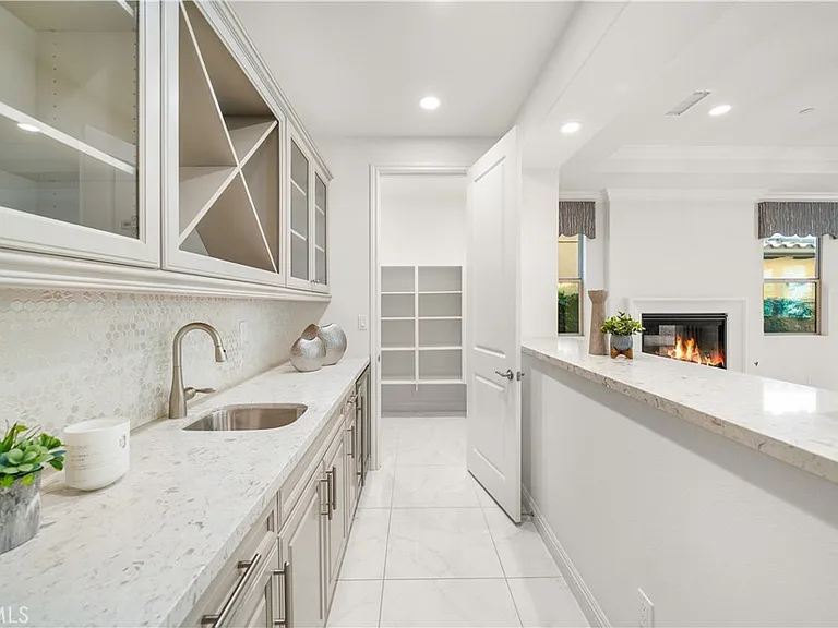 1151 Summit Oak Dr — Photo 7