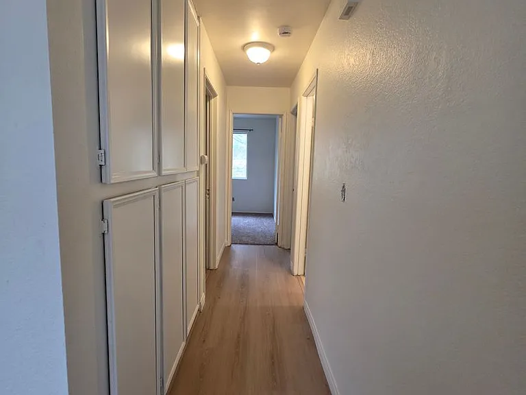 5311-5315 Santa Margarita St — Photo 7