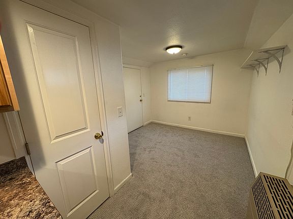 4th image of 3231 S Acoma St APT B