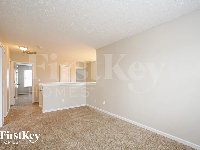 2608 Liatris Dr — Photo 7
