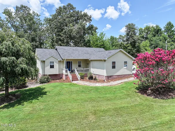 125 Redwood Dr, Elizabethton, TN 37643