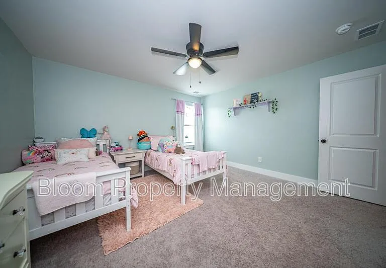 5008 Cedar Brush Ct — Photo 52
