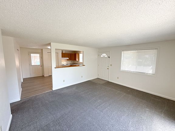 3rd image of 3037 Kane St #3035