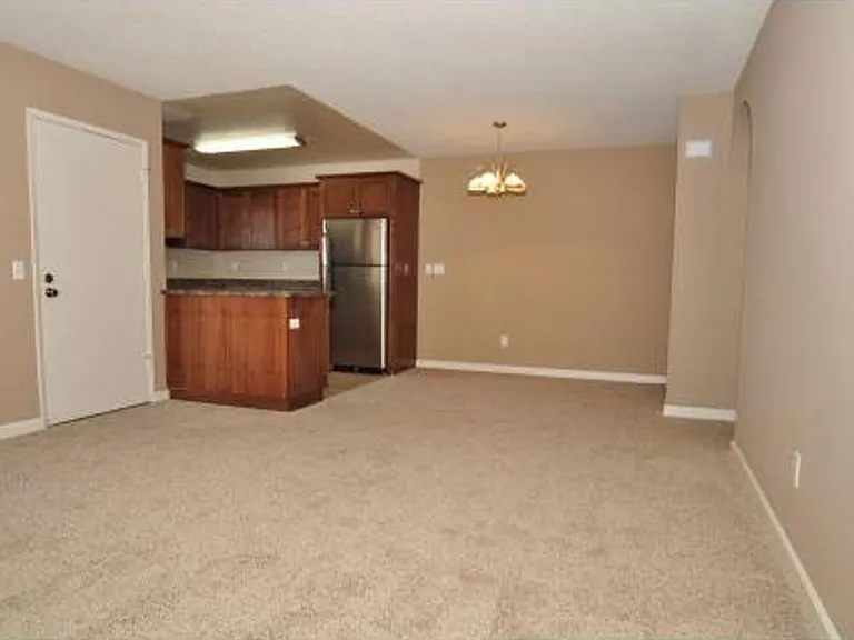 ShadowRidge Country Club Villas — Photo 6