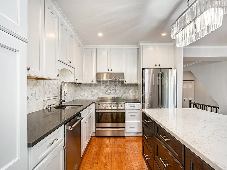 6107 Summer Park Ln — Photo 8