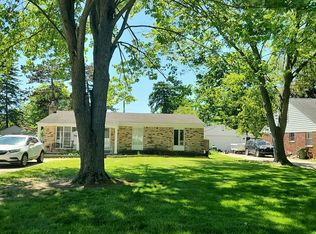 7820 Carpenter St, Shelby Township, MI 48317