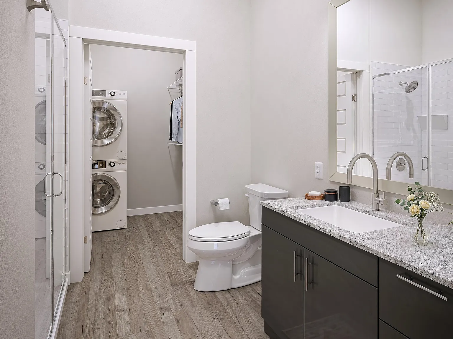 Link Apartments Lake Park — Photo 3