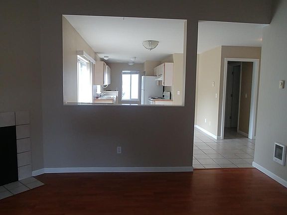 4th image of 801 Point Brown Ave SW #A