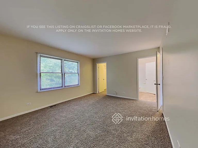 2761 Melbourne Ln — Photo 12