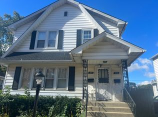 917 Clement St, Joliet, IL 60435