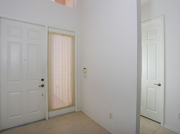 4th image of 6522 43rd Ct E