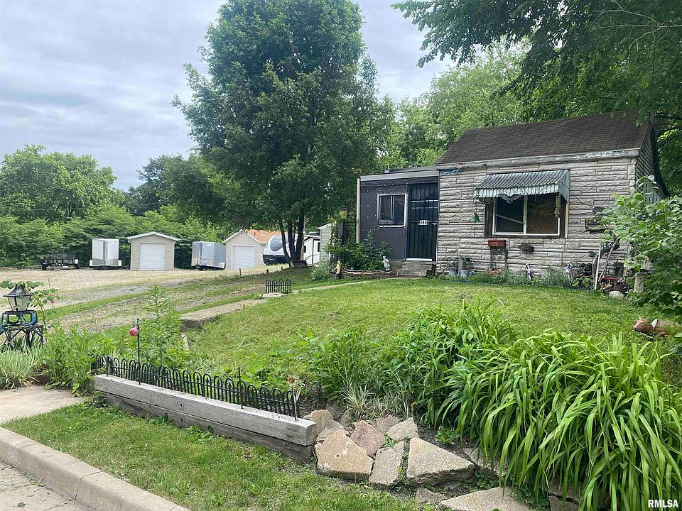 2nd image of 365 Hipple Ct