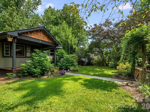 10 Davenport Pl, Asheville, NC 28806