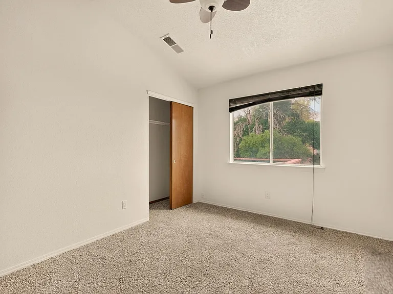 7817 Sunrose Dr NW — Photo 18