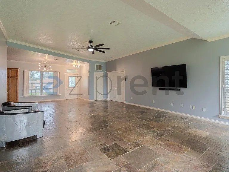 7934 Round Rock Dr — Photo 8
