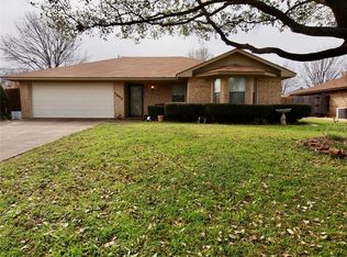1203 Corvadura St, Graham, TX 76450