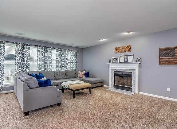 4th image of 3842 Scarlet Oak Dr
