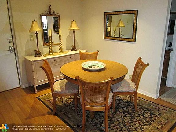 4th image of 3004 NE 5th Ter APT 203C