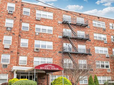 2200 Center Ave APT C1, Fort Lee, NJ, 07024