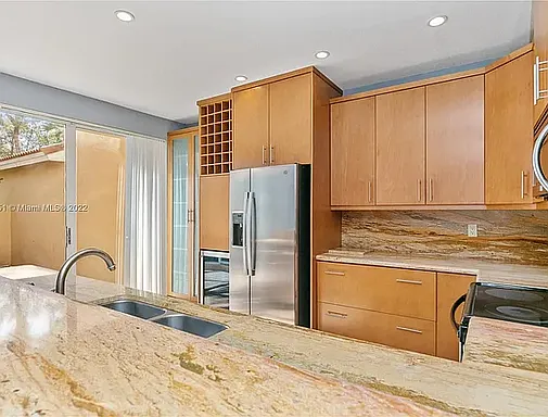 935 Corkwood St — Photo 14