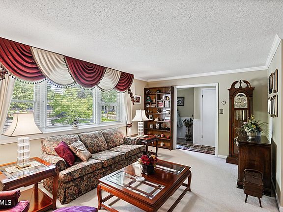 4th image of 1518 Tonti Ln
